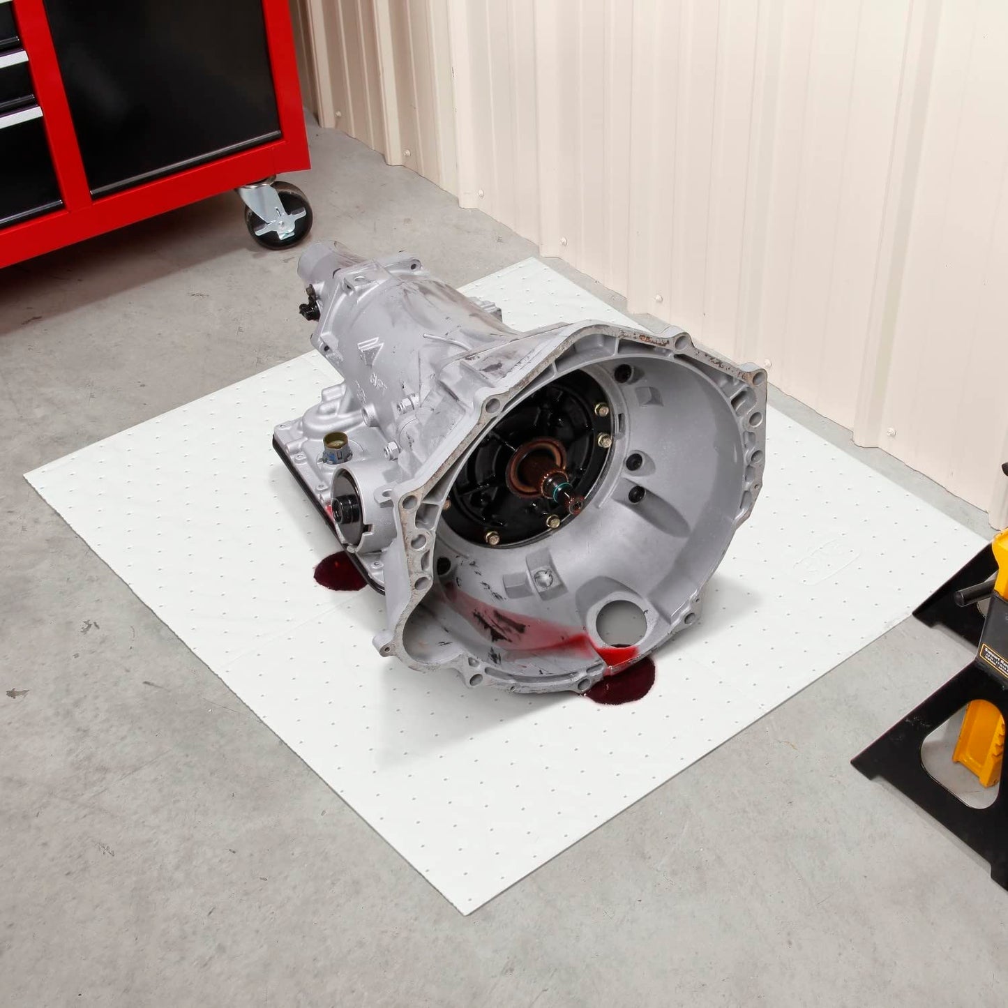 PIG Oil Mat - Oil-Only Absorbent Mat Roll - 1 Roll - 30" x 200' Roll - Absorbs up to 42.5 gallons per Roll - MAT461