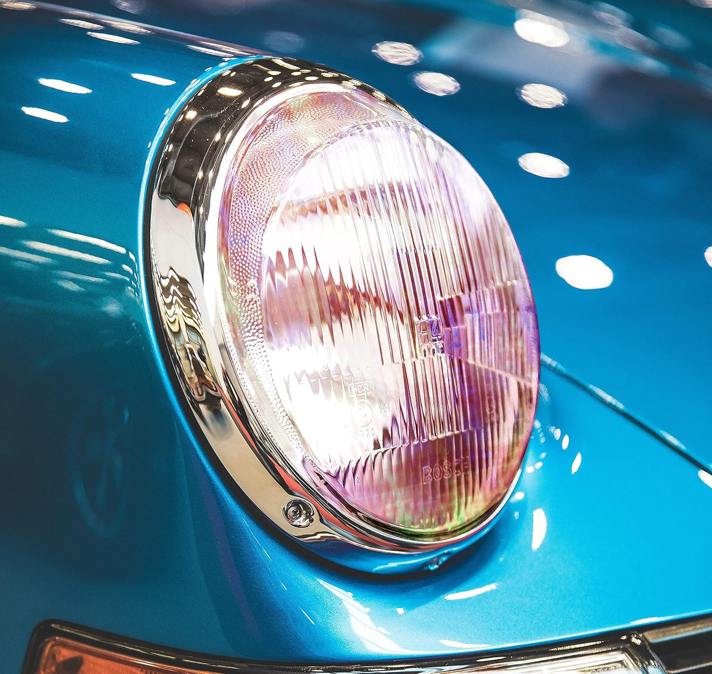 VViViD Extra-Wide Headlight Taillight Vinyl Tint Wrap 16 Inch x 48 Inch Roll (Chameleon Transparent)