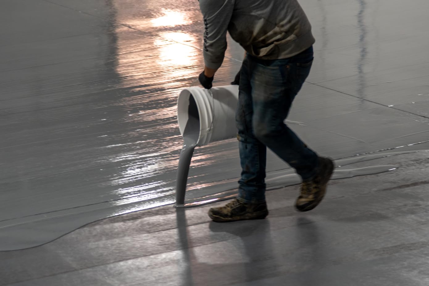 Epoxy Resin Coating 3 Gallon Kit - Haze Gray - Standard Cure Speed - For Floors, Counter Tops, Garages & More -100% Solids -2 Components - Self Leveling, Chemical Resistant, Solvent-Free