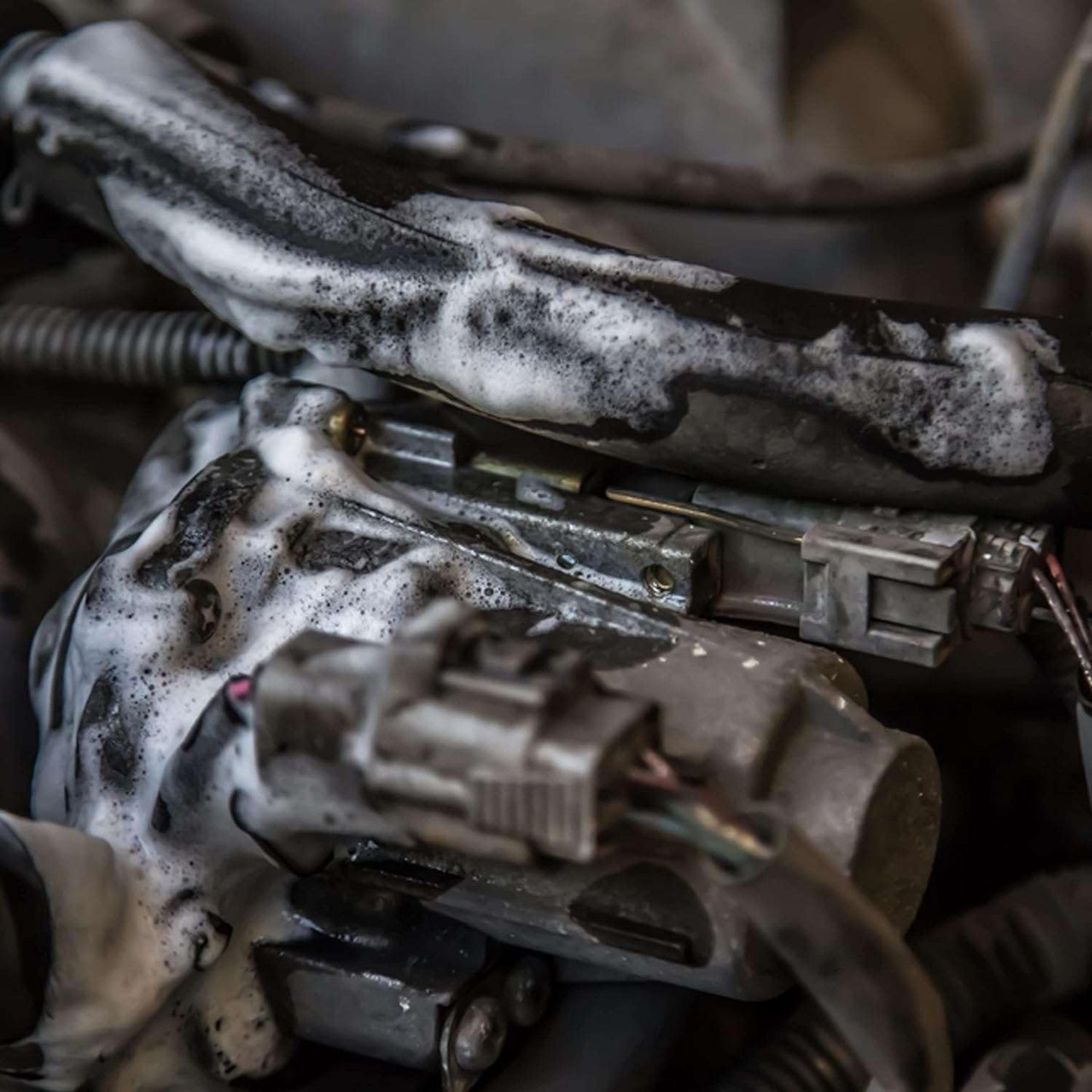 Akfix A115 Engine Cleaner and Degreaser - Quick and Bright Cleaner for Car, Motorcycle, Automotive and Machine Engine - Oil Grease Remover, Degreaser Cleaner Spray | 1 Pack, 16.9 Oz.