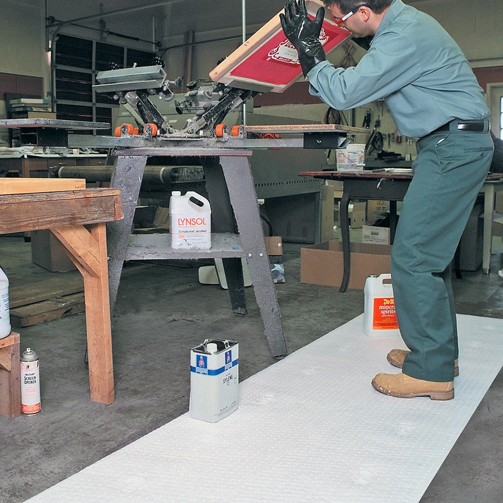 PIG Oil Mat - Oil-Only Absorbent Mat Roll - 1 Roll - 30" x 200' Roll - Absorbs up to 42.5 gallons per Roll - MAT461