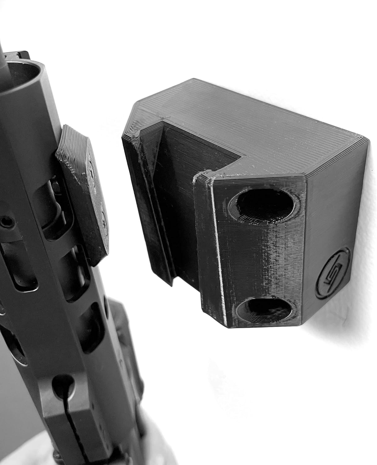 Spartan Mounts Locking .223/5.56 Rifle Mount Wall Display | Low Profile Floating Design Vertical and Horizontal Mounting Solution | Gun Room Safe Storage Organzation | Made in USA