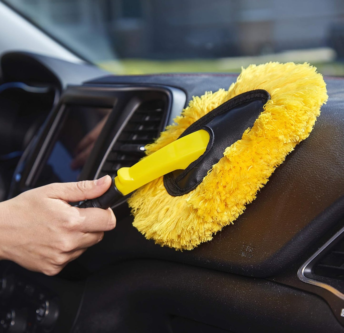 Armor All Interior Car Cleaning Kit, Interior Detailer Spray with Microfiber Towels and Microfiber Duster, 16 Fl Oz (3 Piece Kit)