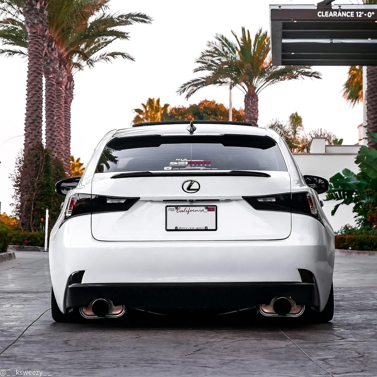 VViViD Extra-Wide Headlight Taillight Vinyl Tint Wrap Roll (Dark Smoke 60" x 60")